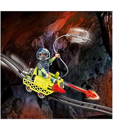 playmobil-70930-mina-cruiser