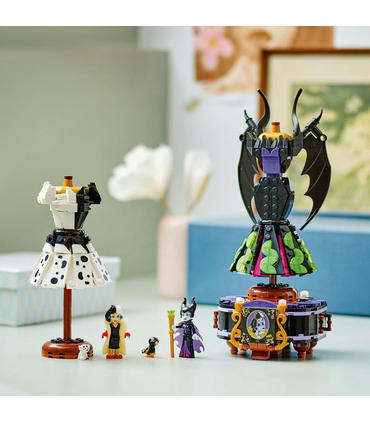 lego-43262-trajes-de-malefica-y-cruella-de-vil