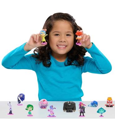 figura-sorpresa-coleccionable-inside-in