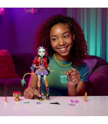 monster-high-muneca-jinafire